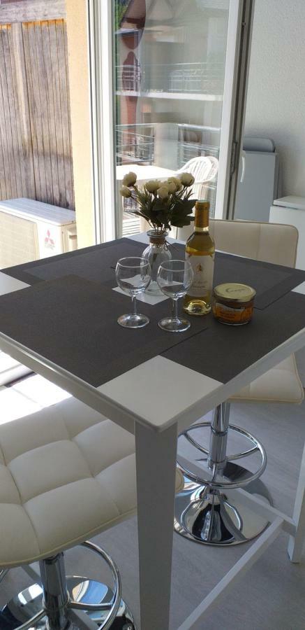Lourdes Pyrenees Apartment Bagian luar foto