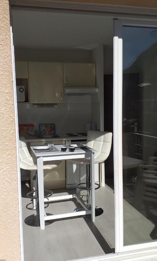 Lourdes Pyrenees Apartment Bagian luar foto